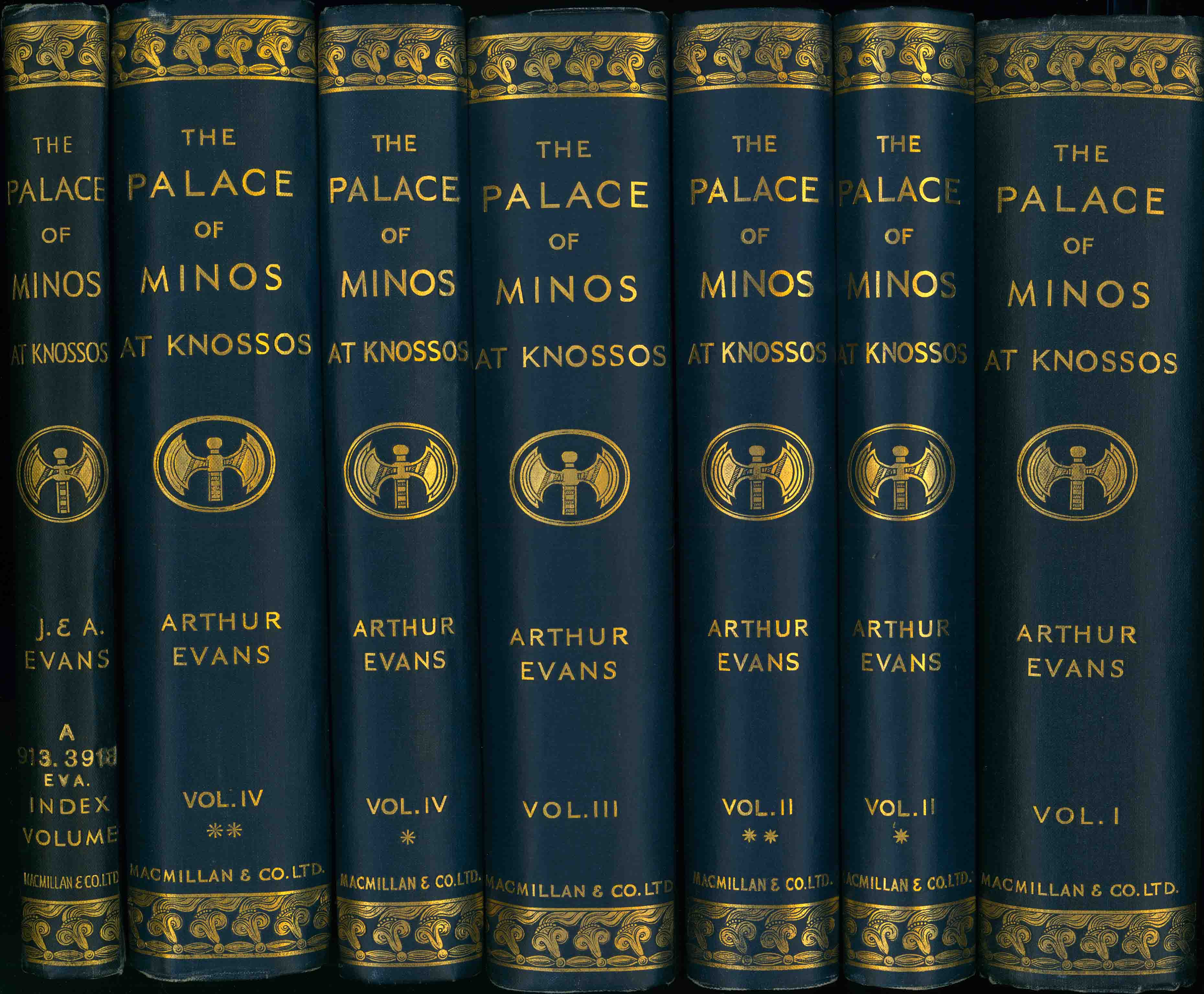 THE PALACE OF MINOS.